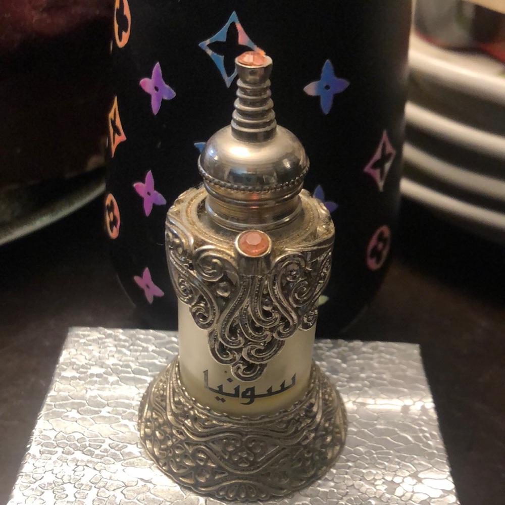Rasasi Dubai Arabic ornate perfume bottle - Picture 2 of 11